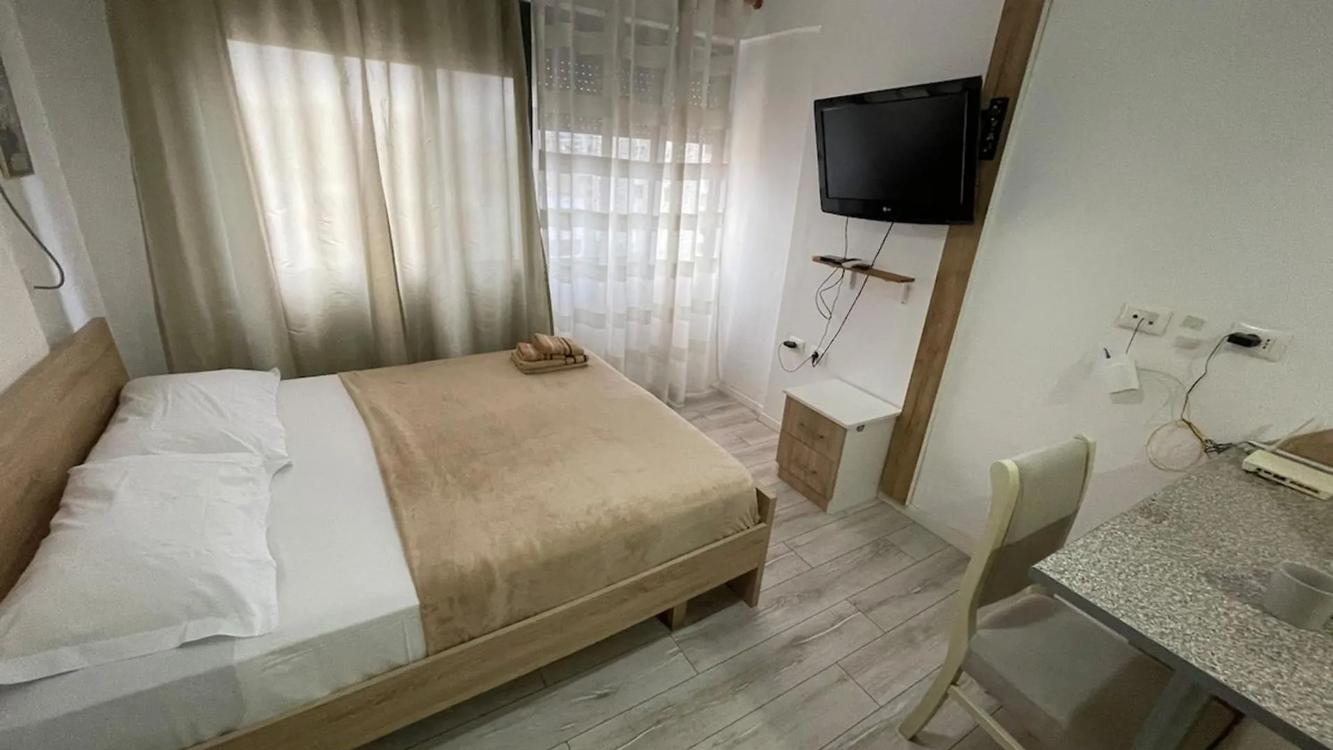 Piazza Downtown Cozy Studio Tirana Apartamento