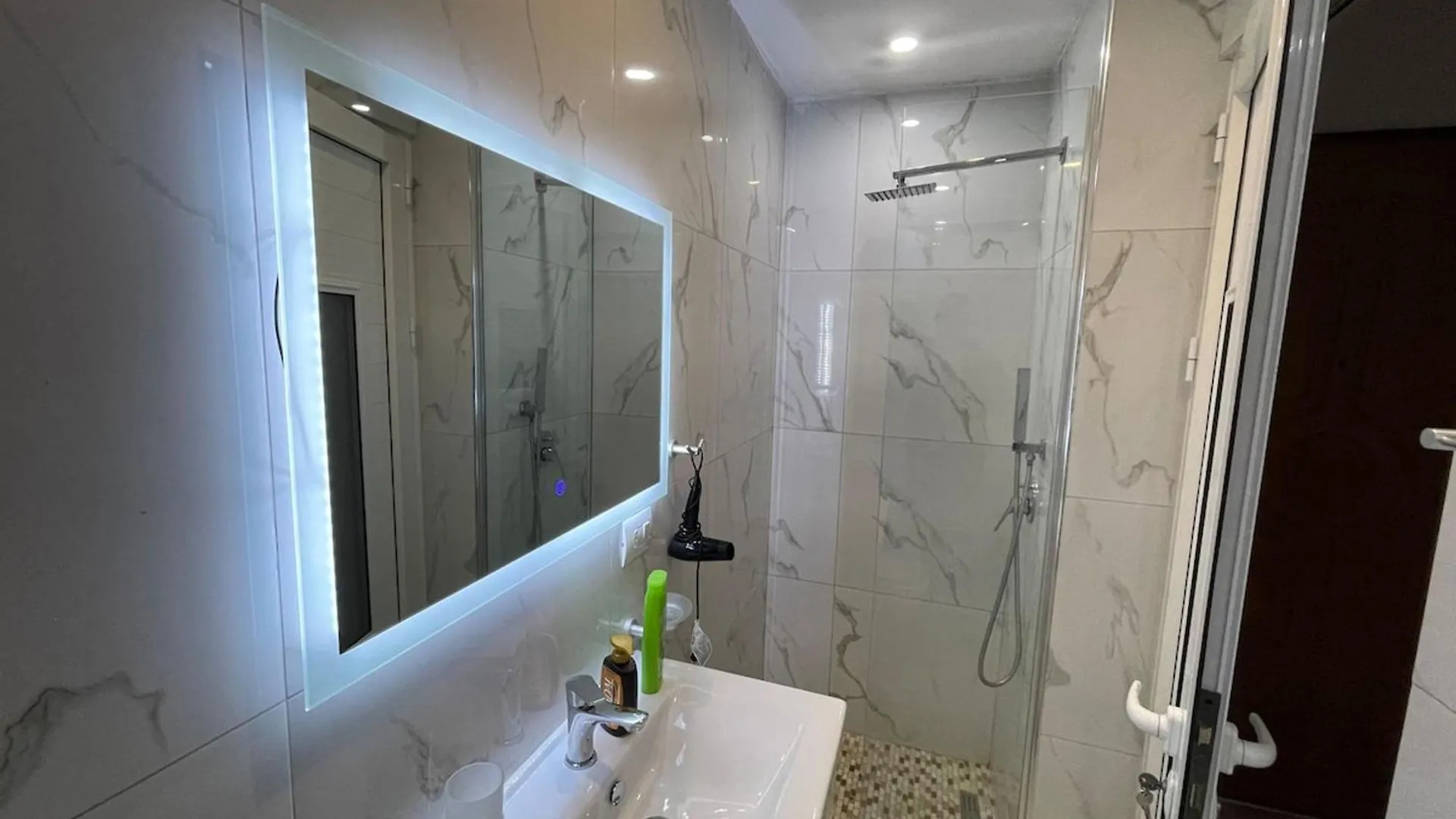 Apartamento Piazza Downtown Cozy Studio Tirana Albania