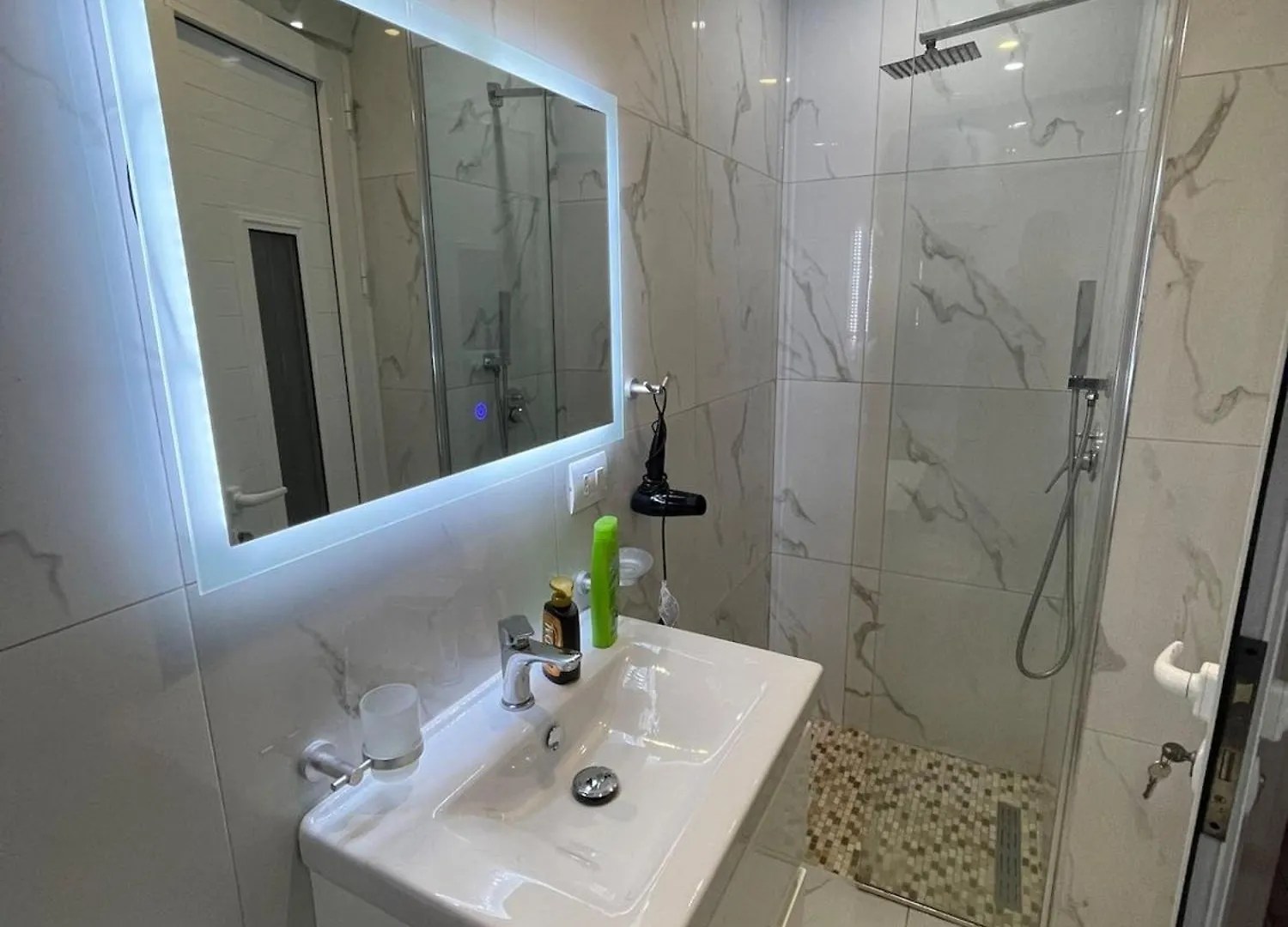 Piazza Downtown Cozy Studio 티라나 아파트